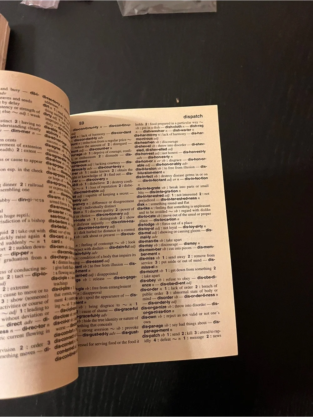 Merriam Webster English Language Dictionary Red Paperback Book 📚